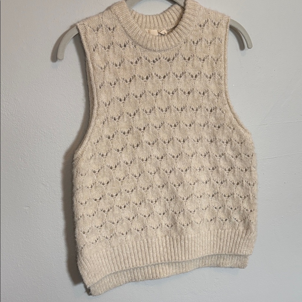Universal Thread Cream Knit Sweater Vest